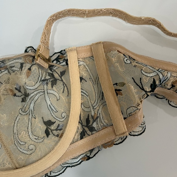 La Perla Altea Wired Lace Bralette 36C Nude NWT Embroidered Lingerie - Picture 11 of 13